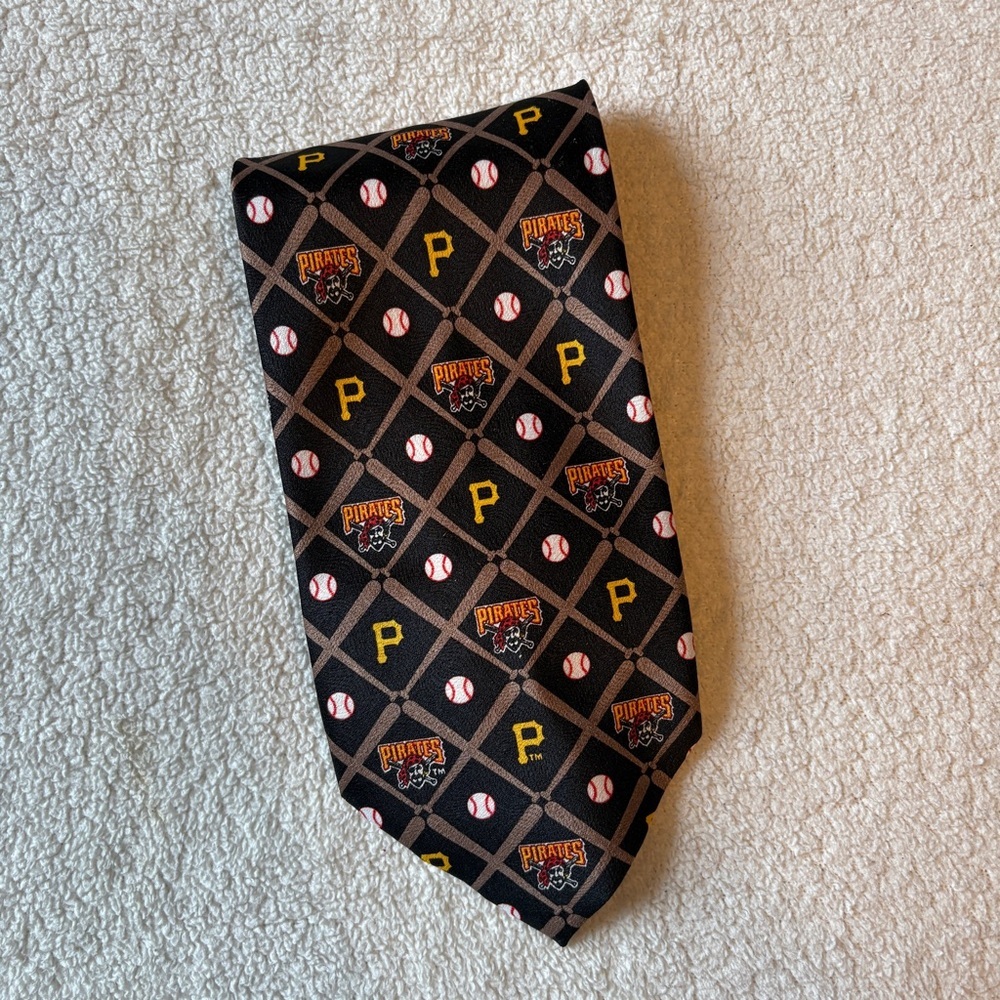 Pittsburgh Pirates Logo Baseball Tie Black Gold. MLB Spring Training Opening Day